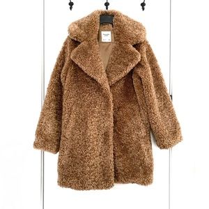 Christina Haack Abercrombie & Fitch Teddy Coat